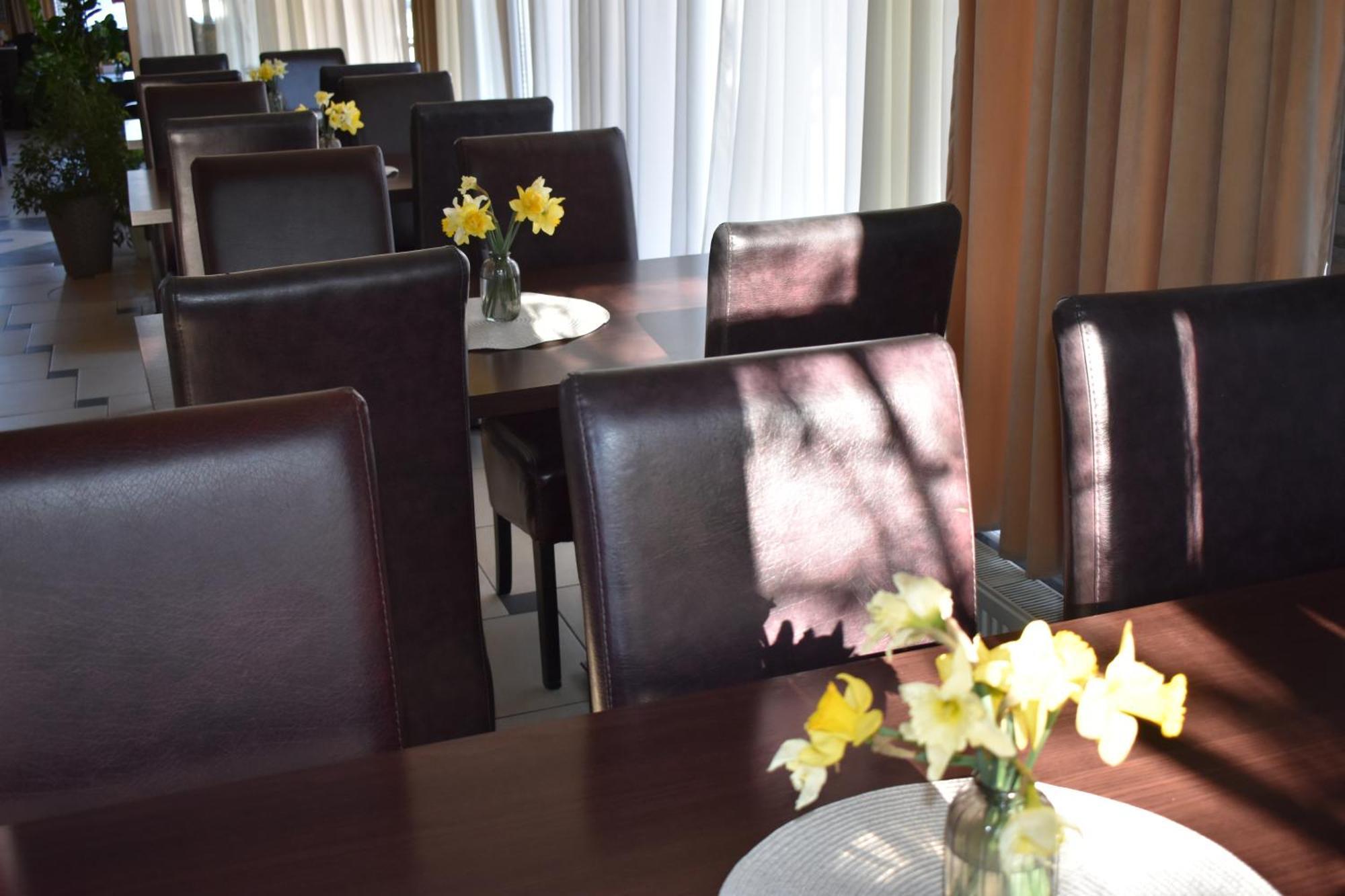 Garni Hotel Lion 雅戈丁那 外观 照片