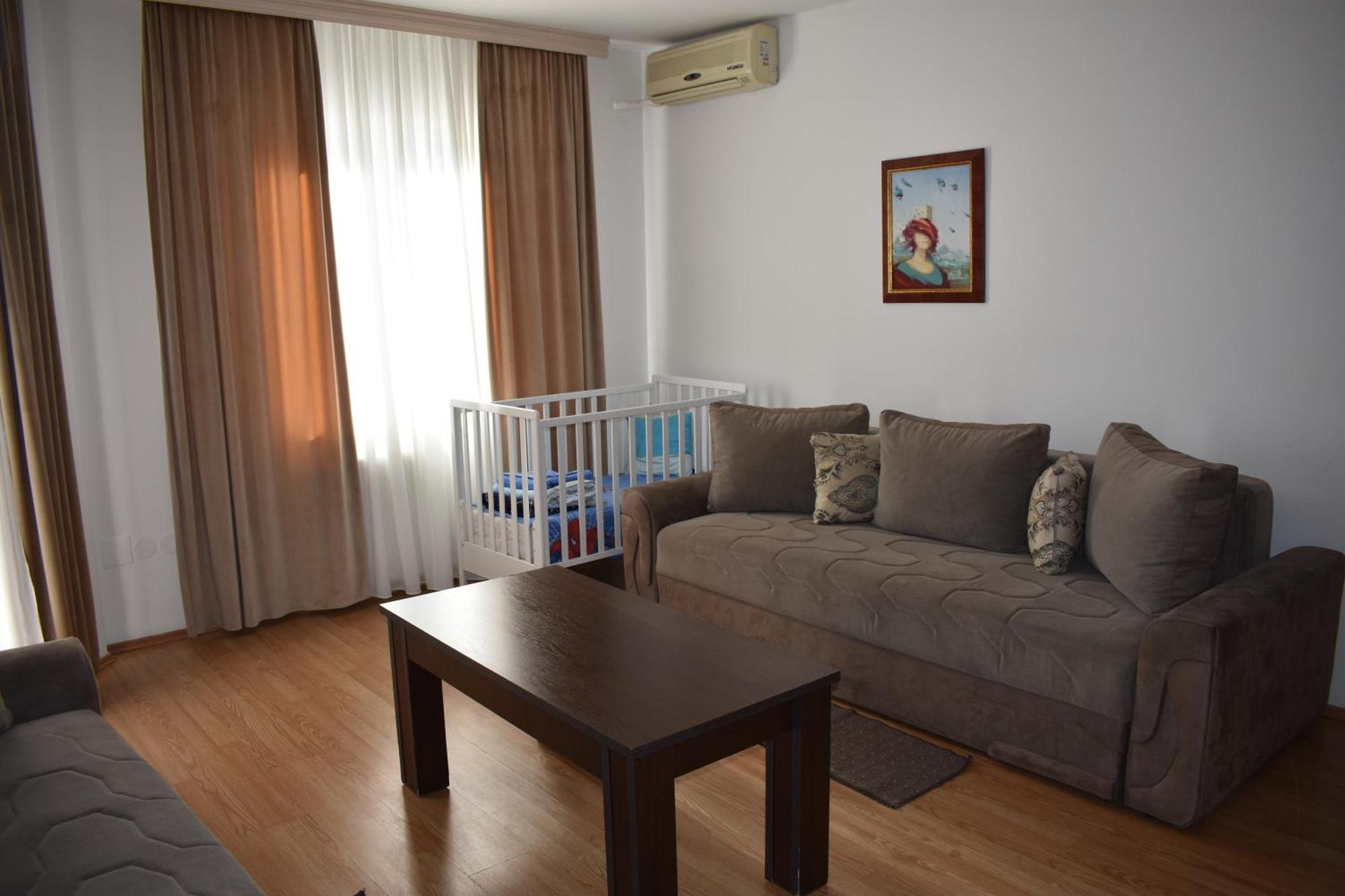 Garni Hotel Lion 雅戈丁那 外观 照片